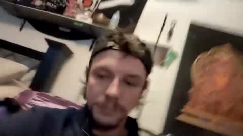 Snapshot of hungtxcock92 chatting on 01.25.25 hungtxcock92 online show from 01.25.25