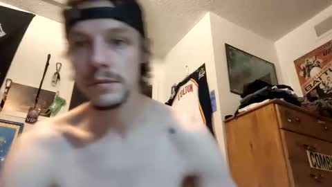 Snapshot of hungtxcock92 chatting on 02.19.25 hungtxcock92 online show from 02.19.25