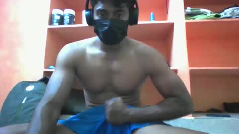 Snapshot of hunk_dominant chatting on 02.09.26 hunk_dominant online show from 02.09.26