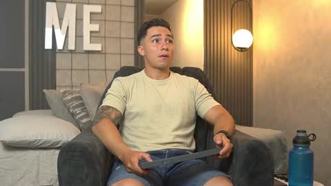 hunk_ryan online show from 09.16.25