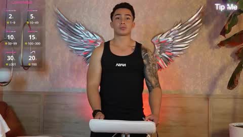 hunk_ryan online show from 10.20.25