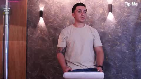 hunk_ryan online show from 11.23.25