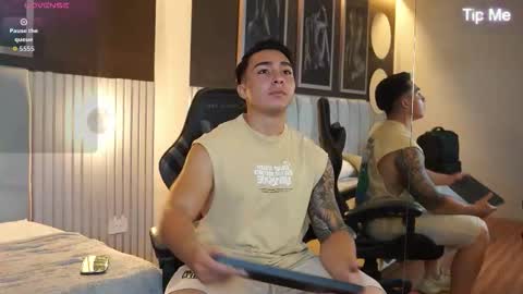 hunk_ryan online show from 01.05.26