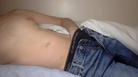 Snapshot of hunkhog chatting on 03.11.25 Hunkhog online show from 03.11.25