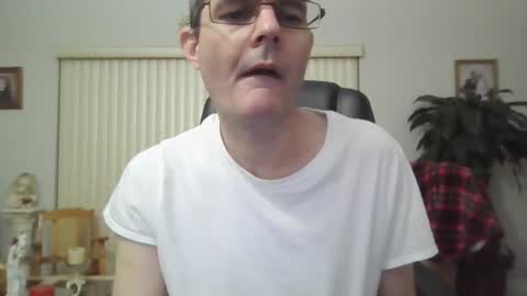 hunkmasclefad458 online show from 01.27.25