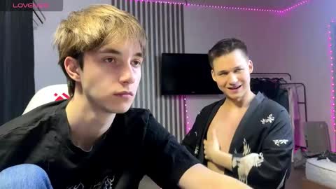 hunks_bromance online show from 03.19.26