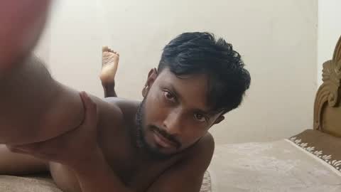 Hunky Ariyaan online show from 04.18.26