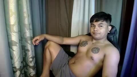 hunkyzeus online show from 07.12.26