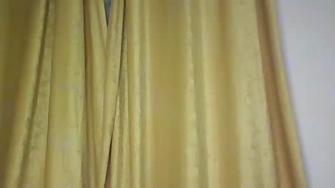 Snapshot of hunsweetpie chatting on 09.13.25 hunsweetpie online show from 09.13.25