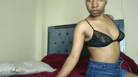 Snapshot of hunsweetpie chatting on 03.15.26 hunsweetpie online show from 03.15.26