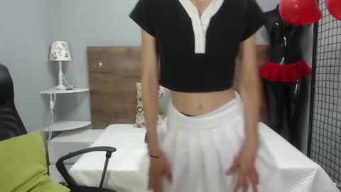 I G N I S  online show from 01.14.25