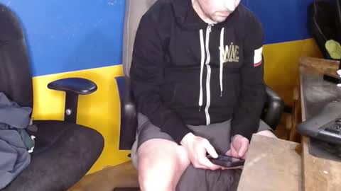 Huskyguy online show from 02.08.26