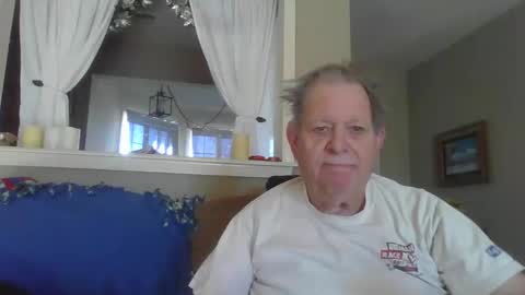 Snapshot of hvl13 chatting on 01.20.25 hvl13 online show from 01.20.25