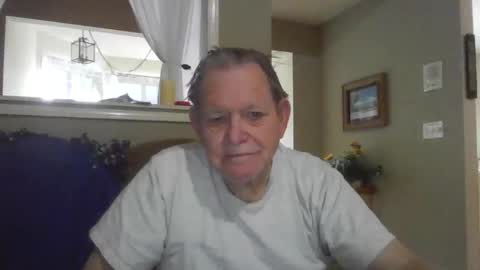 Snapshot of hvl13 chatting on 01.31.25 hvl13 online show from 01.31.25