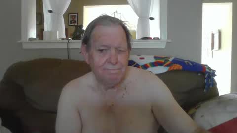 Snapshot of hvl13 chatting on 09.24.25 hvl13 online show from 09.24.25