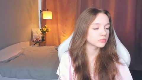 Snapshot of hwadwellingham chatting on 06.29.26 Lily online show from 06.29.26