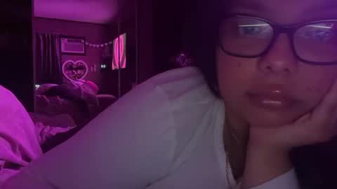 Snapshot of hxnnyyb chatting on 02.16.26 Bex online show from 02.16.26