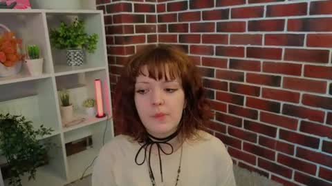Snapshot of hyelorenson chatting on 06.20.26 Mona online show from 06.20.26