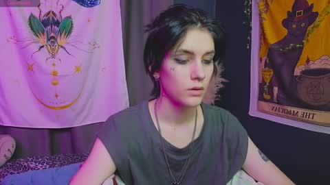 Hyeon Jin online show from 01.22.25