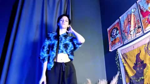 Hyeon Jin online show from 02.10.25