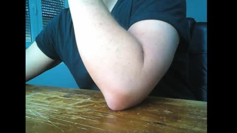 Snapshot of hypnoslutger chatting on 03.08.26 hypnoslut online show from 03.08.26