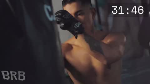 Snapshot of hyun_malee chatting on 01.30.25 K Brandon online show from 01.30.25