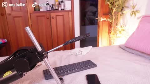 Lucy online show from 05.06.26