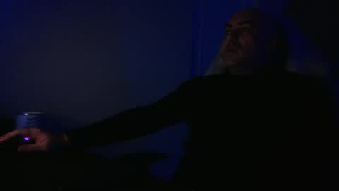 Snapshot of i_likethemverydirty chatting on 02.12.26 MiMi online show from 02.12.26