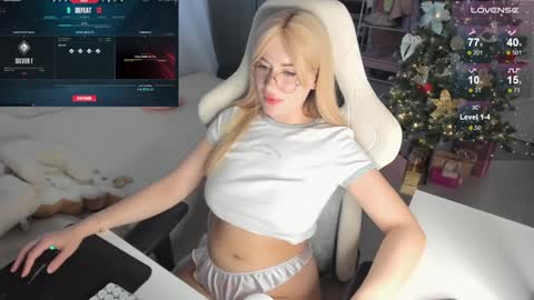 HiI am  EvaPVT is open  online show from 12.04.24