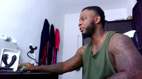 Mr H Independent model online show from 11.04.25