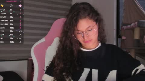 Snapshot of iam_nikki chatting on 01.09.25 On instagram Imm  NikkiHelp me reach 100 likes online show from 01.09.25