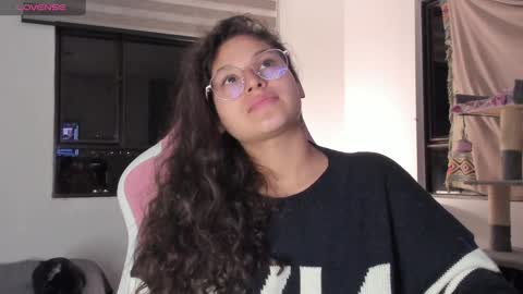 Snapshot of iam_nikki chatting on 01.15.25 On instagram Imm  NikkiHelp me reach 100 likes online show from 01.15.25