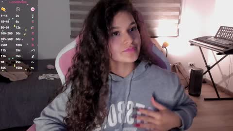 Snapshot of iam_nikki chatting on 01.16.25 On instagram Imm  NikkiHelp me reach 100 likes online show from 01.16.25