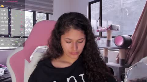 Snapshot of iam_nikki chatting on 01.24.25 On instagram Imm  NikkiHelp me reach 100 likes online show from 01.24.25