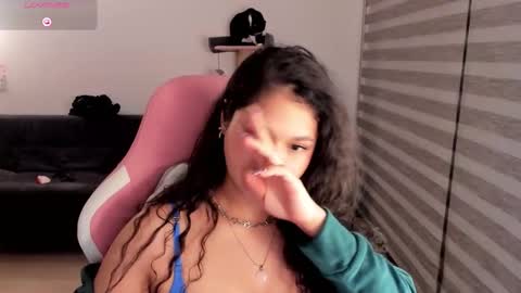 Snapshot of iam_nikki chatting on 09.14.25 On instagram Imm  NikkiHelp me reach 100 likes online show from 09.14.25