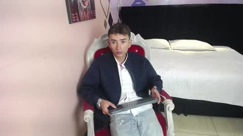 Snapshot of iam_smith_ chatting on 01.07.26 Iam Smith online show from 01.07.26