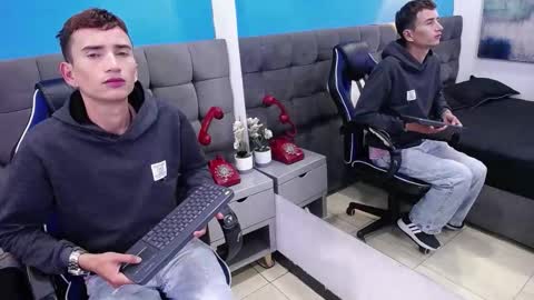 Snapshot of iam_smith_ chatting on 01.10.26 Iam Smith online show from 01.10.26