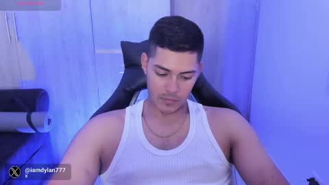 Dylan  independent model  online show from 02.18.25