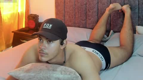 Dylan  independent model  online show from 04.27.26