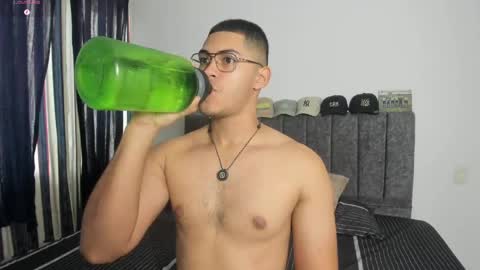 Dylan  independent model  online show from 05.05.26