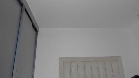Snapshot of iamjulian_ chatting on 07.17.26 Juliiiiian online show from 07.17.26