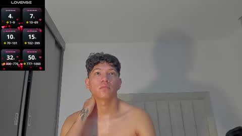 Snapshot of iamjulian_ chatting on 07.19.26 Juliiiiian online show from 07.19.26