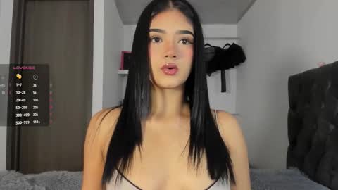 Snapshot of iamjulietaa chatting on 12.03.25 online show from 12.03.25