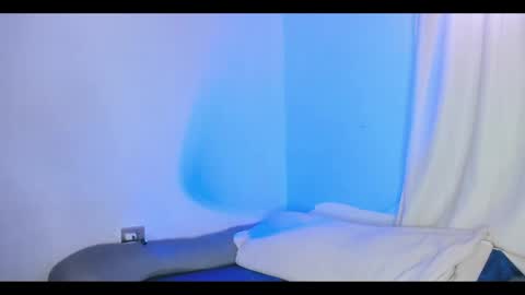 Lara online show from 05.08.26