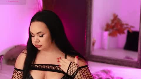 Snapshot of iamlila chatting on 10.25.25 Lila online show from 10.25.25