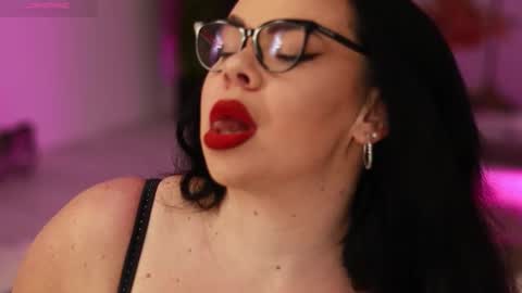 Snapshot of iamlila chatting on 11.09.25 Lila online show from 11.09.25