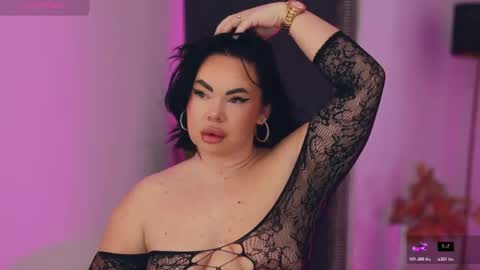 Snapshot of iamlila chatting on 11.16.25 Lila online show from 11.16.25