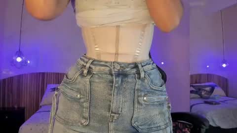Nayuta online show from 04.25.26