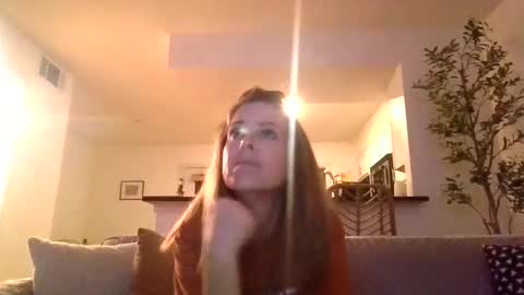 iampoppyy online show from 11.16.25