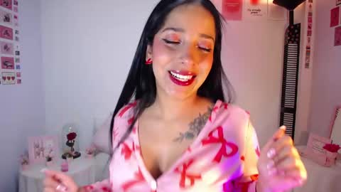 Camila online show from 05.17.26